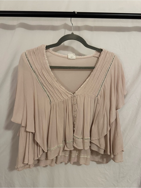 By Together Tops - ByTogether Women's Layered V-Neck Flutter Sleeve Top - Blush